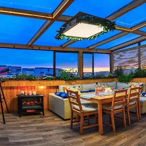 Apartament Penthouse With Sauna And Terrace, Bucureşti